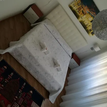 A Casa Di Luca Πανσιόν Βερόνα